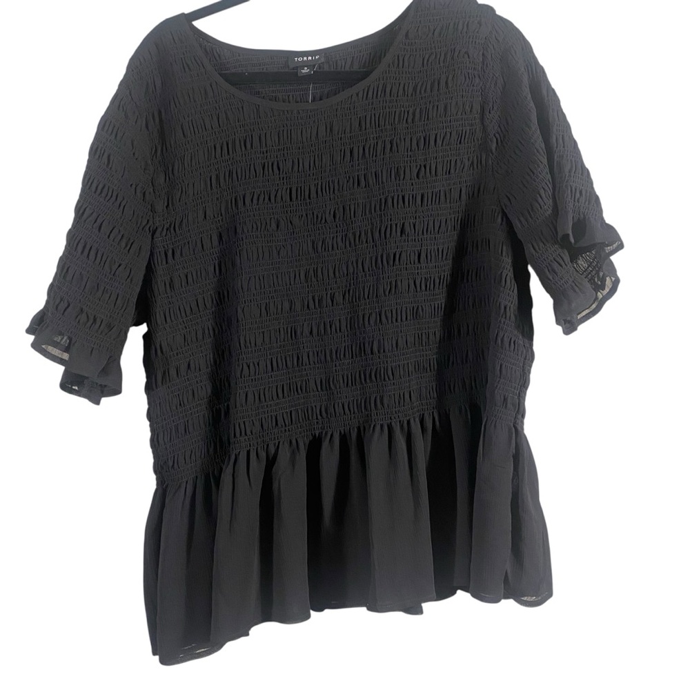 Torrid  Black Smocked Ruffled Short Sleeve Blouse NWT